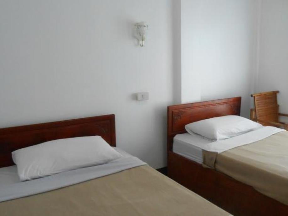 Chanthasom Guesthouse Ban Nongdouang ภายนอก รูปภาพ