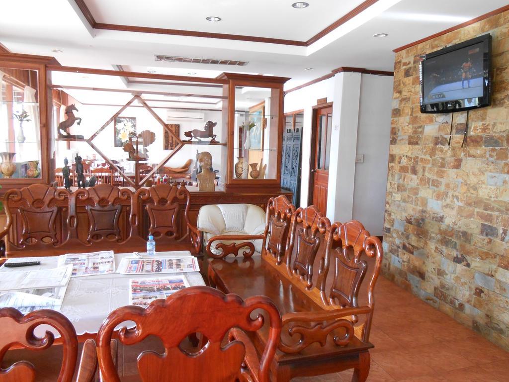 Chanthasom Guesthouse Ban Nongdouang ภายนอก รูปภาพ