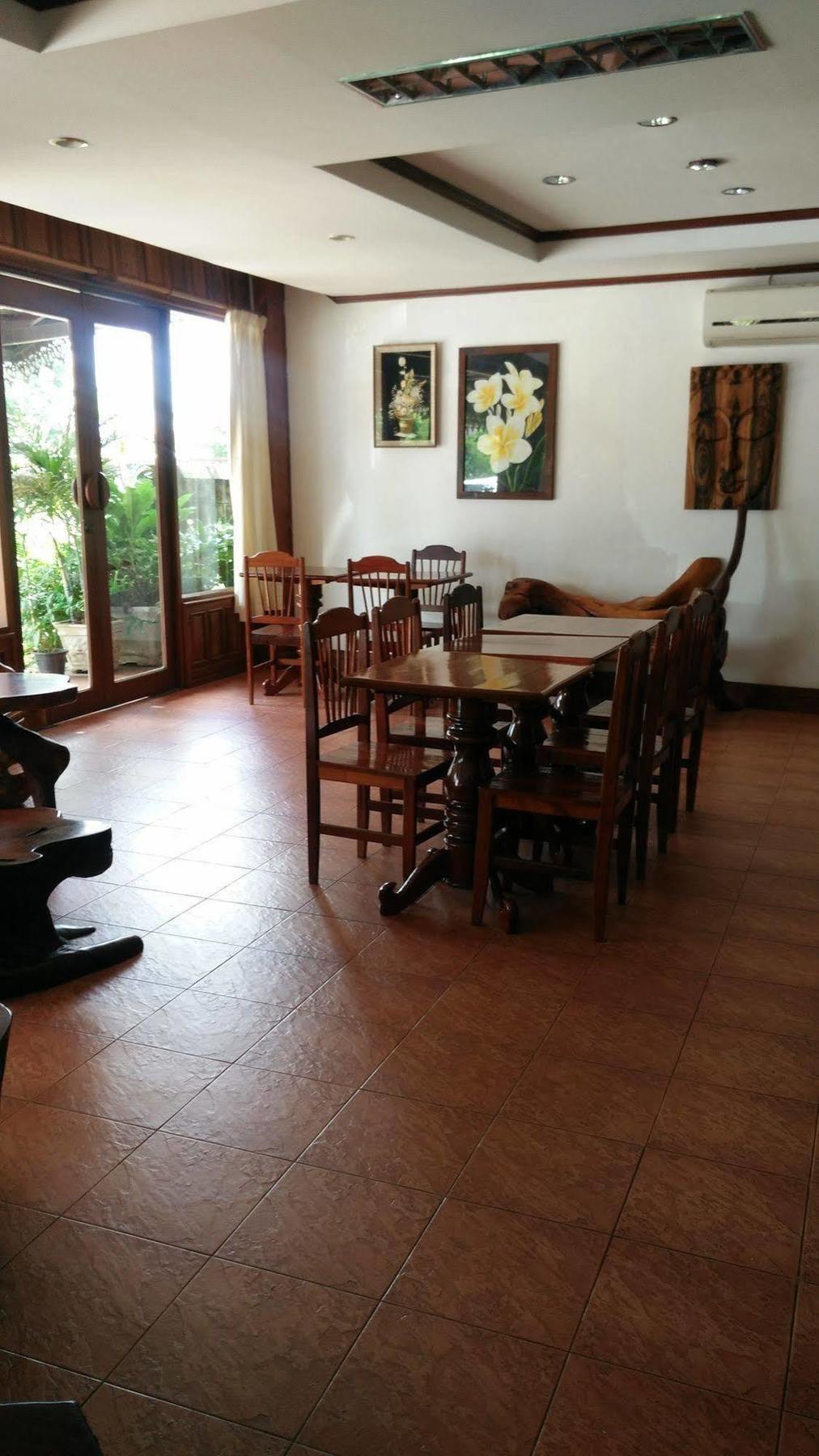 Chanthasom Guesthouse Ban Nongdouang ภายนอก รูปภาพ